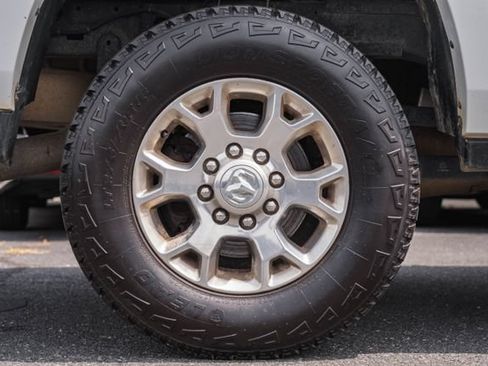 Used 2020 RAM 2500 Laramie AWD/4WD image 46