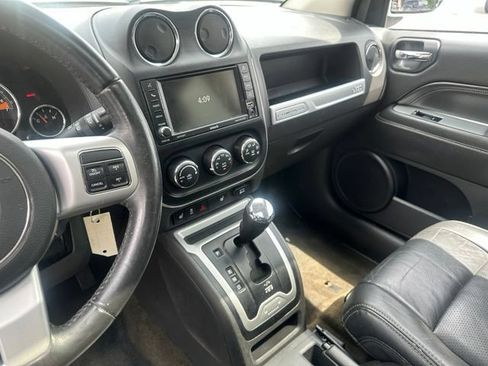 Used 2016 Jeep Compass High Altitude FWD image 19