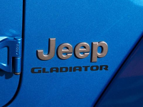 Used 2021 Jeep Gladiator Overland w/ Popular Equipment Package image 45