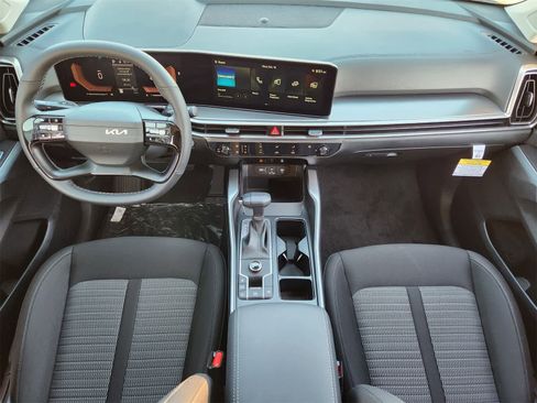 New 2026 Kia Sorento LX image 23
