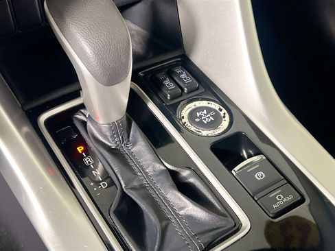 Used 2023 Mitsubishi Eclipse Cross SE image 17