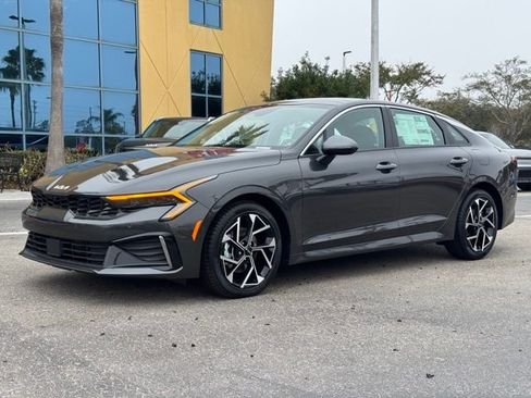 New 2026 Kia K5 EX FWD image 2