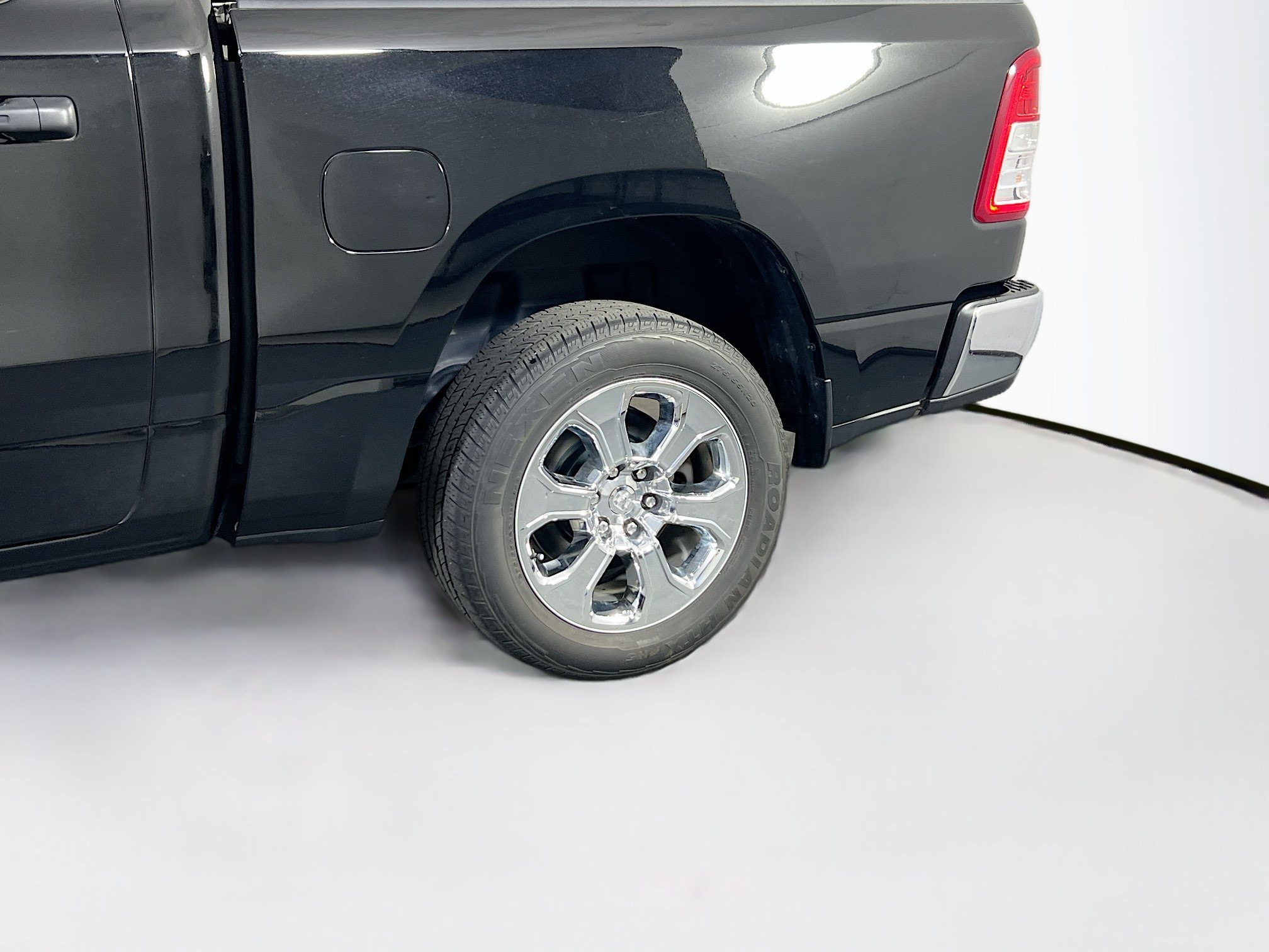 Used 2023 RAM 1500 Big Horn AWD/4WD image 29