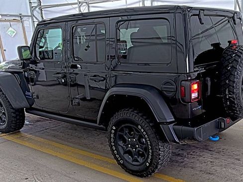 Used 2023 Jeep Wrangler Unlimited w/ Sun & Screen Package AWD/4WD image 4