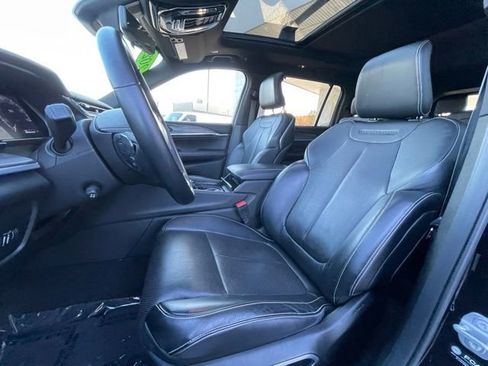 Used 2021 Jeep Grand Cherokee L Overland w/ Luxury Tech Group IV image 12