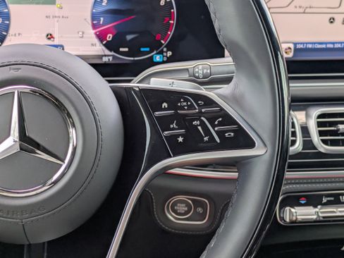 New 2026 Mercedes-Benz Maybach GLS 600 4MATIC image 20
