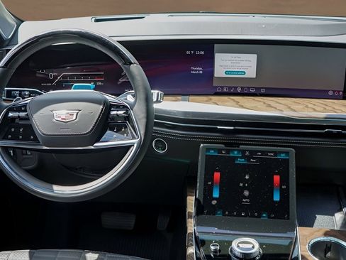 New 2026 Cadillac Escalade Platinum Sport w/ LPO, ONYX Package image 23