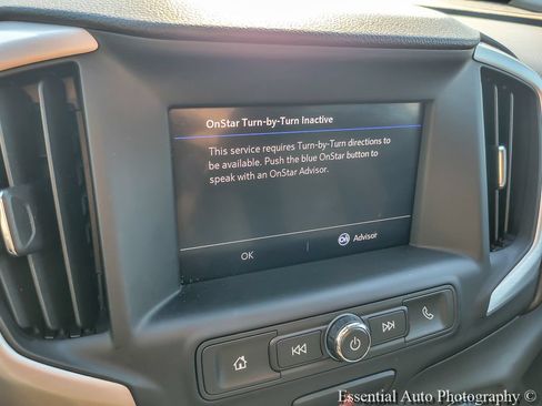 Used 2021 GMC Terrain SLE w/ Driver Convenience Package FWD image 12