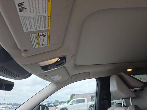 Certified 2026 INFINITI QX60 Luxe w/ Cargo Package AWD/4WD image 8