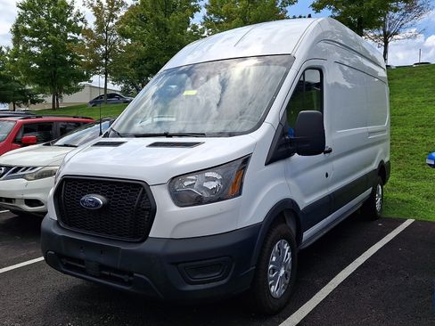 Used 2023 Ford Transit 250 148 High Roof RWD image 3