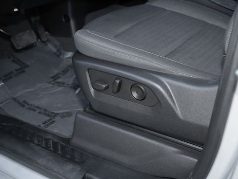 Used 2022 Chevrolet Silverado 1500 Custom image 20