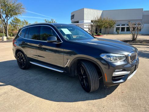 Used 2018 BMW X3 xDrive30i image 3