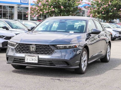 Used 2024 Honda Accord LX image 3
