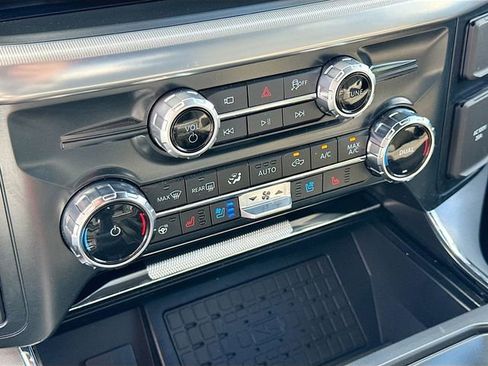 Used 2025 Ford F150 Lariat w/ Equipment Group 501A Mid AWD/4WD image 16