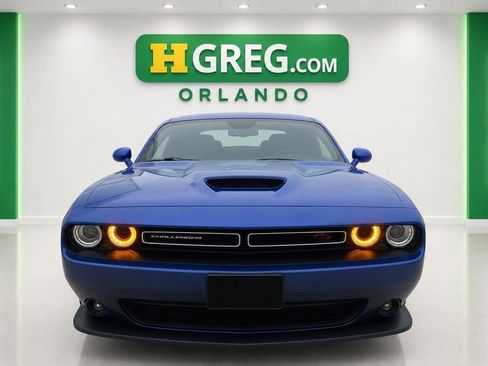 Used 2022 Dodge Challenger R/T RWD image 7