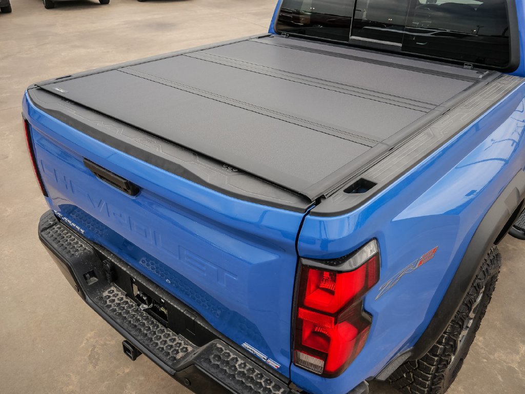 New 2026 Chevrolet Colorado ZR2 w/ Off-Road Front Bumper Package AWD/4WD image 15