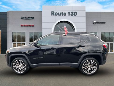Used 2023 Jeep Compass Limited w/ Elite Group AWD/4WD image 5