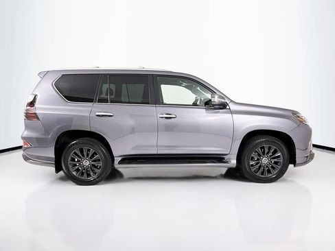 Used 2023 Lexus GX 460 Luxury w/ Sport Design Package AWD/4WD image 8