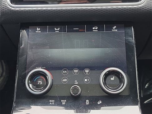 Used 2019 Land Rover Range Rover Velar S image 27