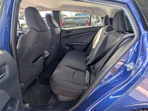 Used 2017 Toyota Prius Four image 12
