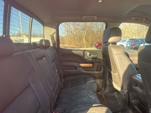 Used 2018 Chevrolet Silverado 1500 LTZ w/ Sport Package image 12