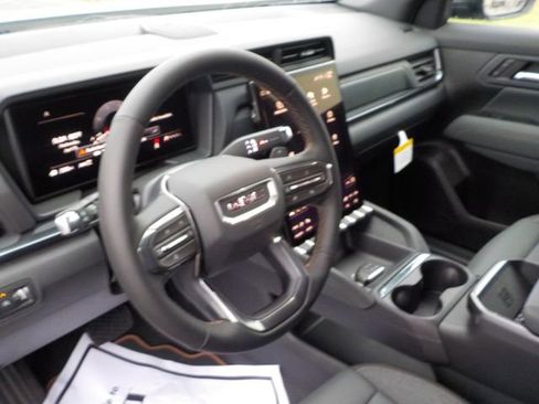 New 2026 GMC Terrain AT4 AWD/4WD image 15