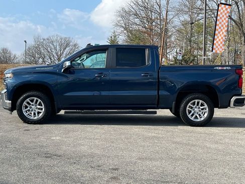 Used 2021 Chevrolet Silverado 1500 LT AWD/4WD image 4