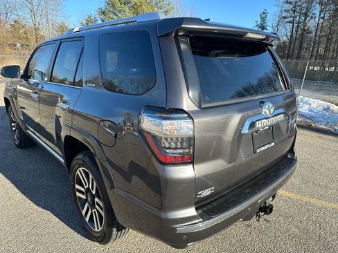 Used 2018 Toyota 4Runner Limited image 5