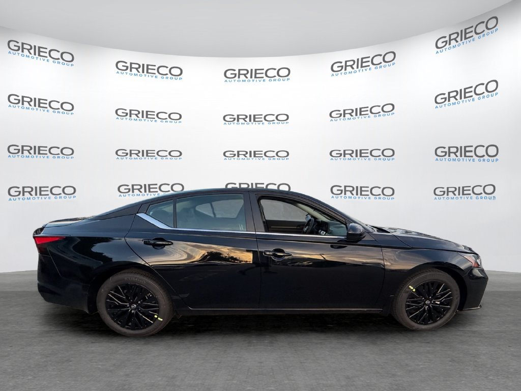 New 2026 Nissan Altima 2.5 SV w/ SV Special Edition Package FWD image 8