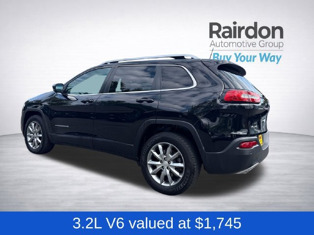 Used 2018 Jeep Cherokee Limited AWD/4WD image 3