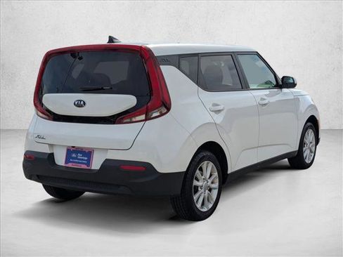 Used 2021 Kia Soul LX FWD image 5
