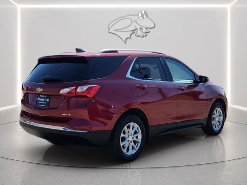 Used 2018 Chevrolet Equinox LT w/ Sun & Infotainment Package image 5