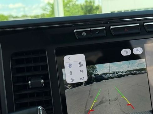 Certified 2024 Ford F250 XLT w/ XLT Premium Package image 5