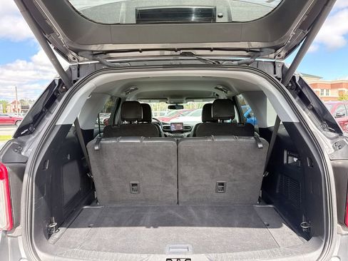 Used 2022 Ford Explorer Limited w/ Equipment Group 301A image 28