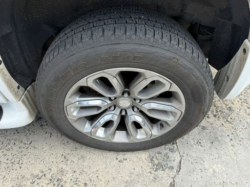 Used 2003 GMC Yukon Denali image 20