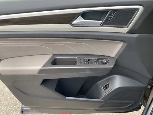 Used 2022 Volkswagen Atlas SE image 23