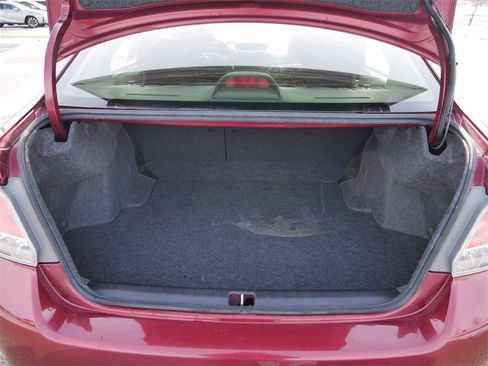 Used 2014 Subaru Impreza 2.0i Premium w/ All-Weather Package w/CVT image 12