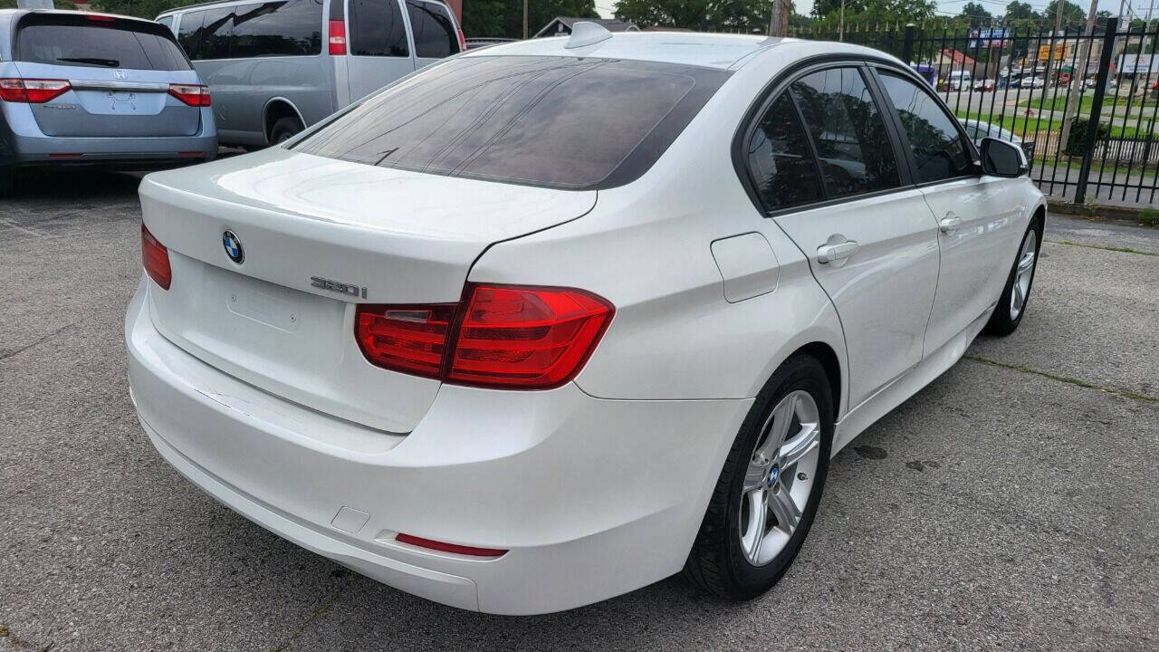 Used 2015 BMW 320i Sedan RWD image 9