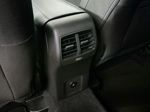 Certified 2023 Ford Escape Active FWD image 13