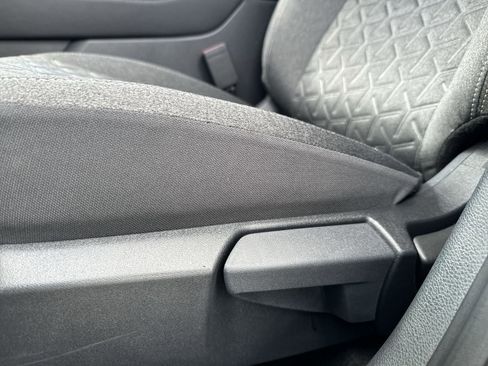 New 2025 Nissan Kicks SV w/ SV Premium Package image 22