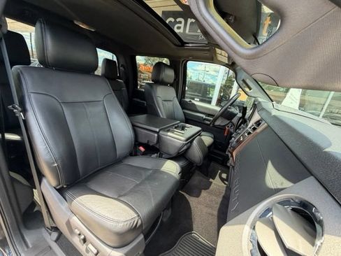 Used 2016 Ford F250 Lariat w/ Lariat Ultimate Package AWD/4WD image 13