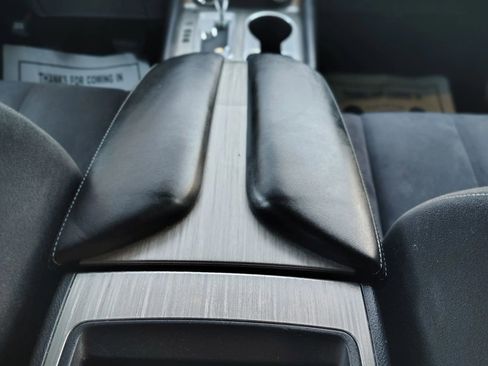 Used 2017 Nissan Murano S image 21