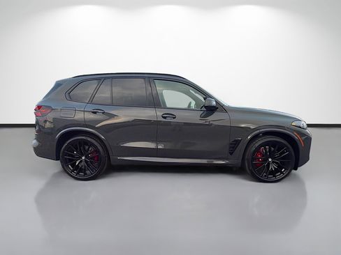 New 2026 BMW X5 xDrive40i w/ M Sport Package image 2