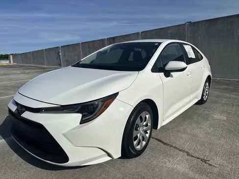 Used 2024 Toyota Corolla LE FWD image 16