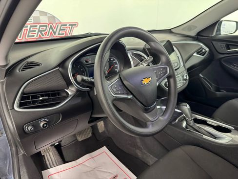 Used 2020 Chevrolet Malibu LT image 10