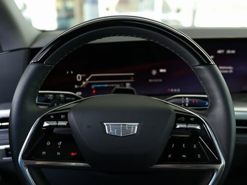 Used 2025 Cadillac Escalade IQ Sport 1 image 11