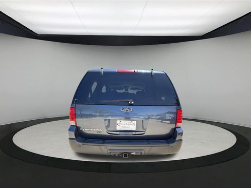 Used 2006 Ford Expedition XLT AWD/4WD image 6