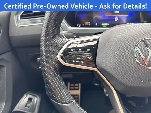 Certified 2023 Volkswagen Tiguan SE R-Line AWD/4WD image 18