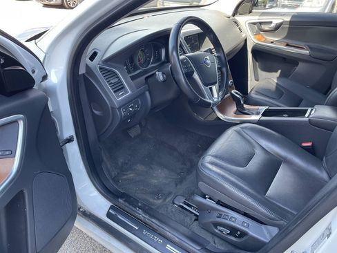 Used 2017 Volvo XC60 T5 Inscription FWD image 11