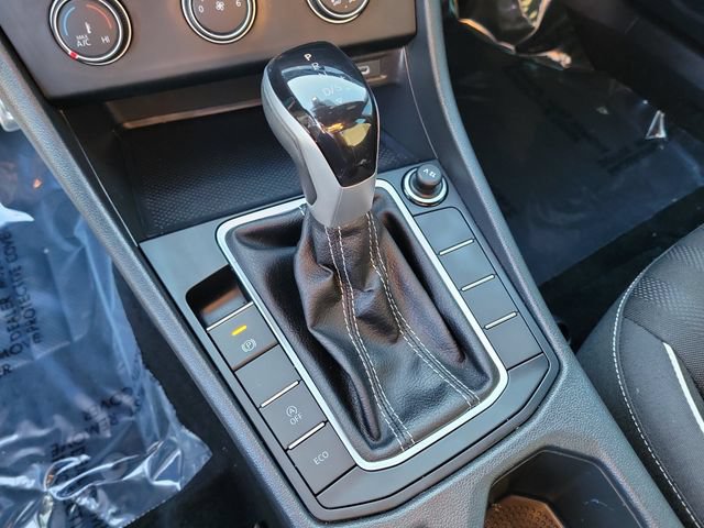 Certified 2024 Volkswagen Jetta Sport FWD image 25